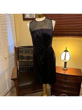 Donna Morgan Sleeveless Cocktail Dress Sheer Mesh Yoke Size 8 Deep Purple